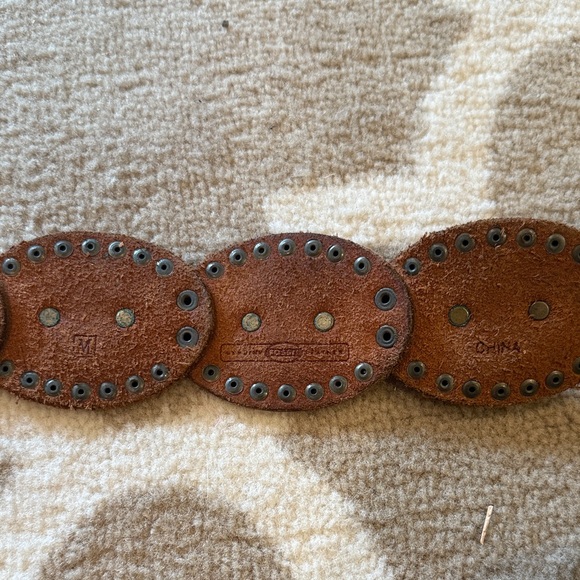 Fossil Brown Leather Belt with Gold Accents - Picture 2 of 3